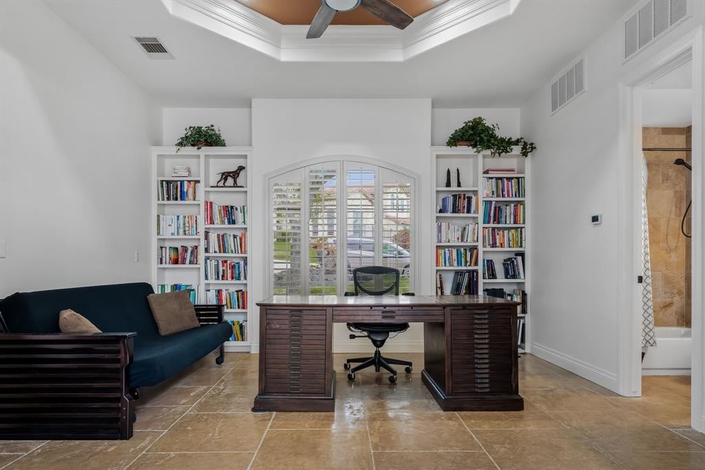 Sold in Lake Pointe