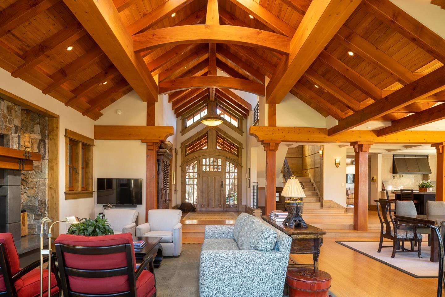 3210 Whitman Lane