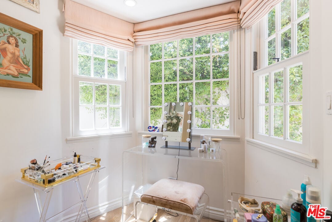 Pinnacle Estate, Wonderland Ave, 90046