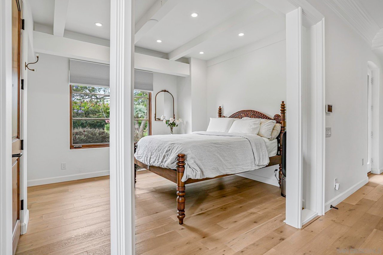 15823 The River Trail