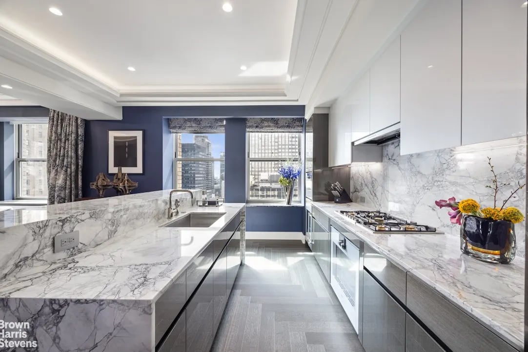 301 Park Avenue #2911