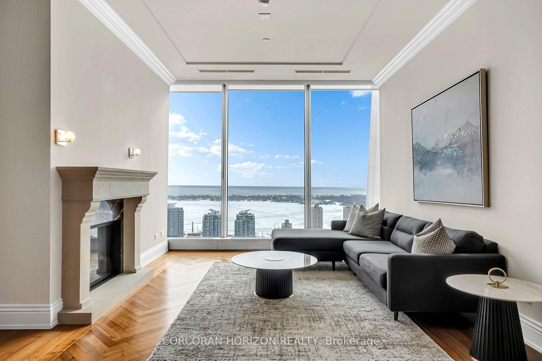 THE RITZ-CARLTON RESIDENCES FOR LEASE