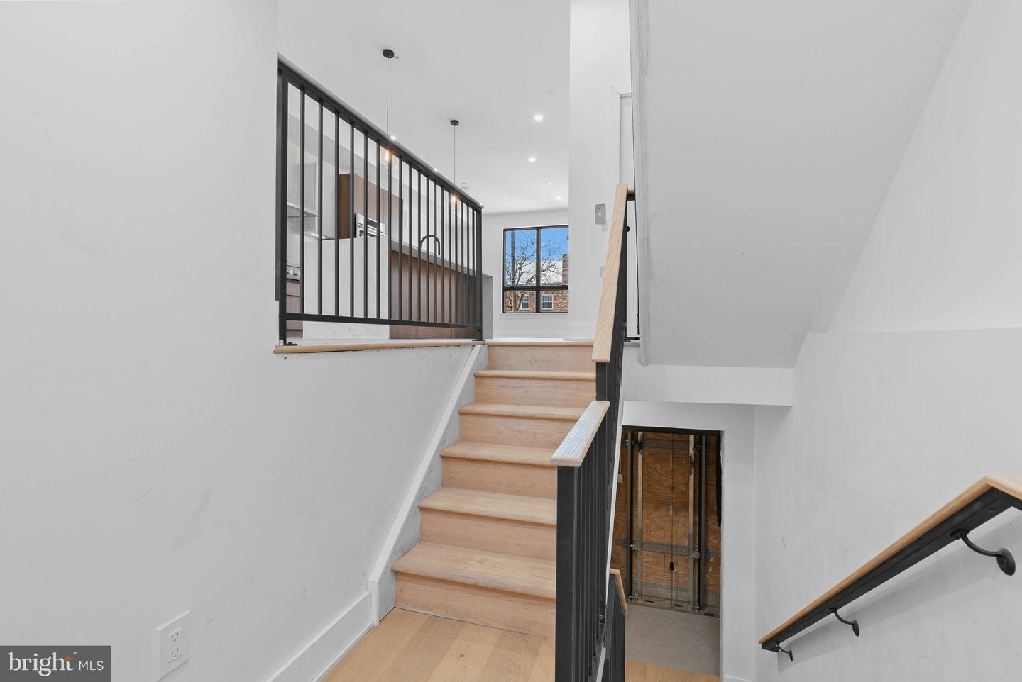 710 S 17th St, Philadelphia, PA 19146