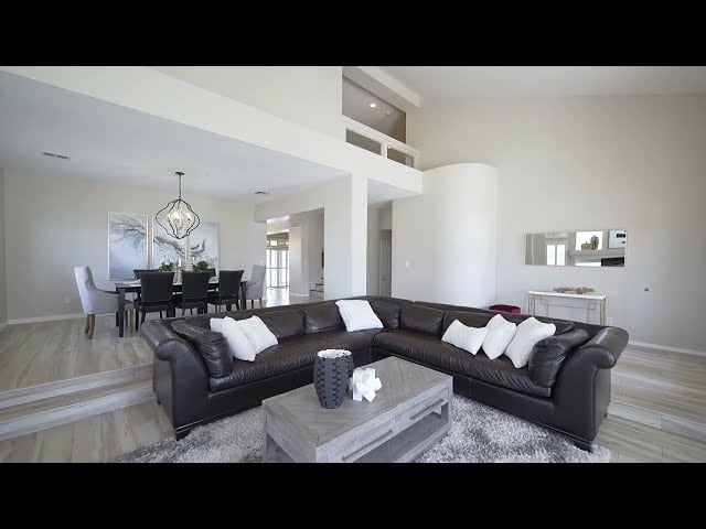 Luxury Living: 7318 W Paso Trail, Peoria