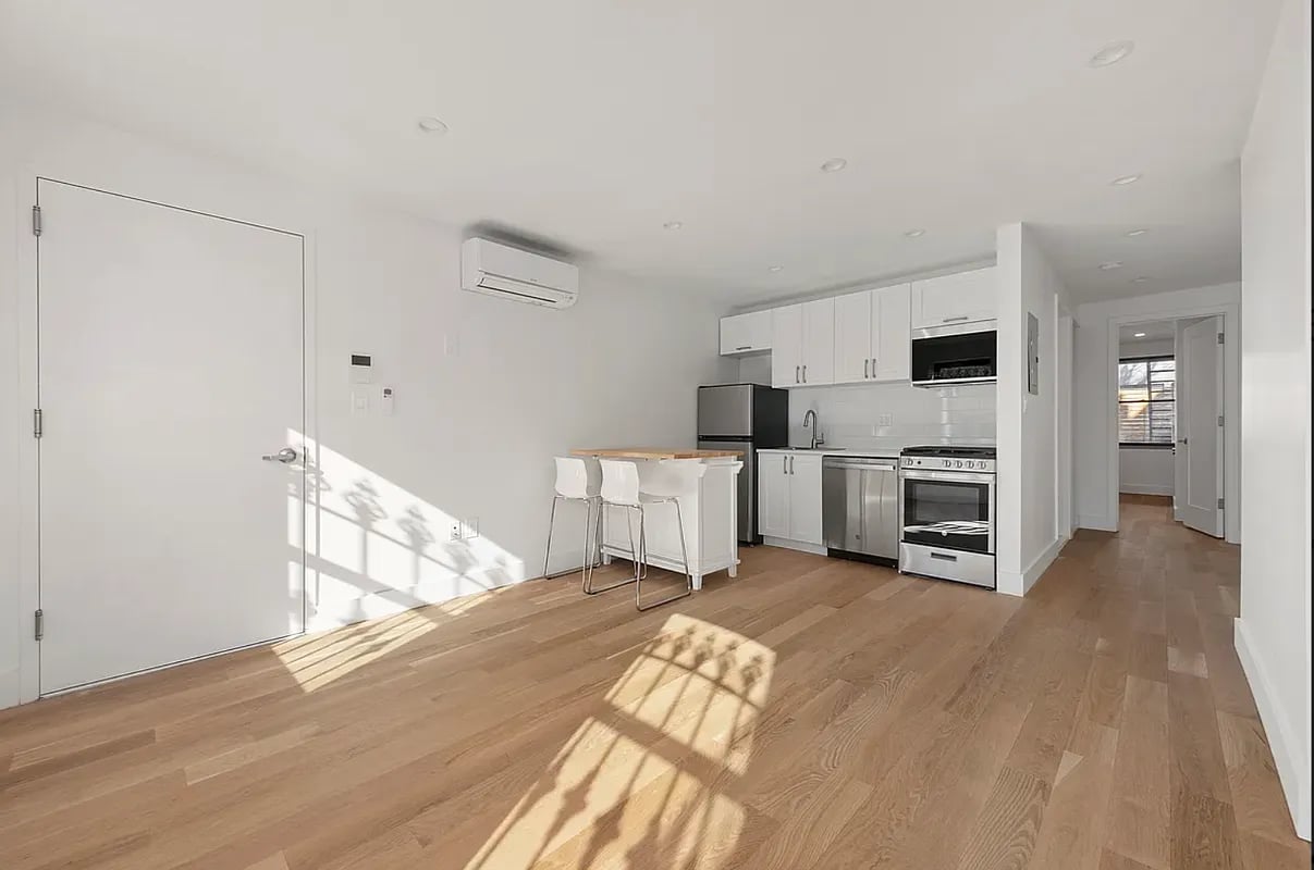 301A Monroe St, #GARDEN