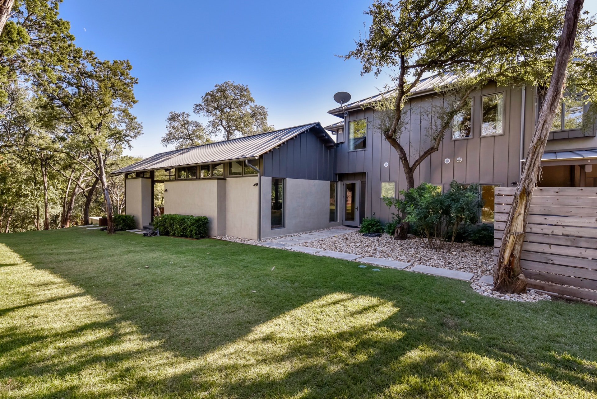 108 Parkwood Court