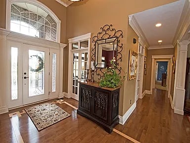 317 Cambridge Dr