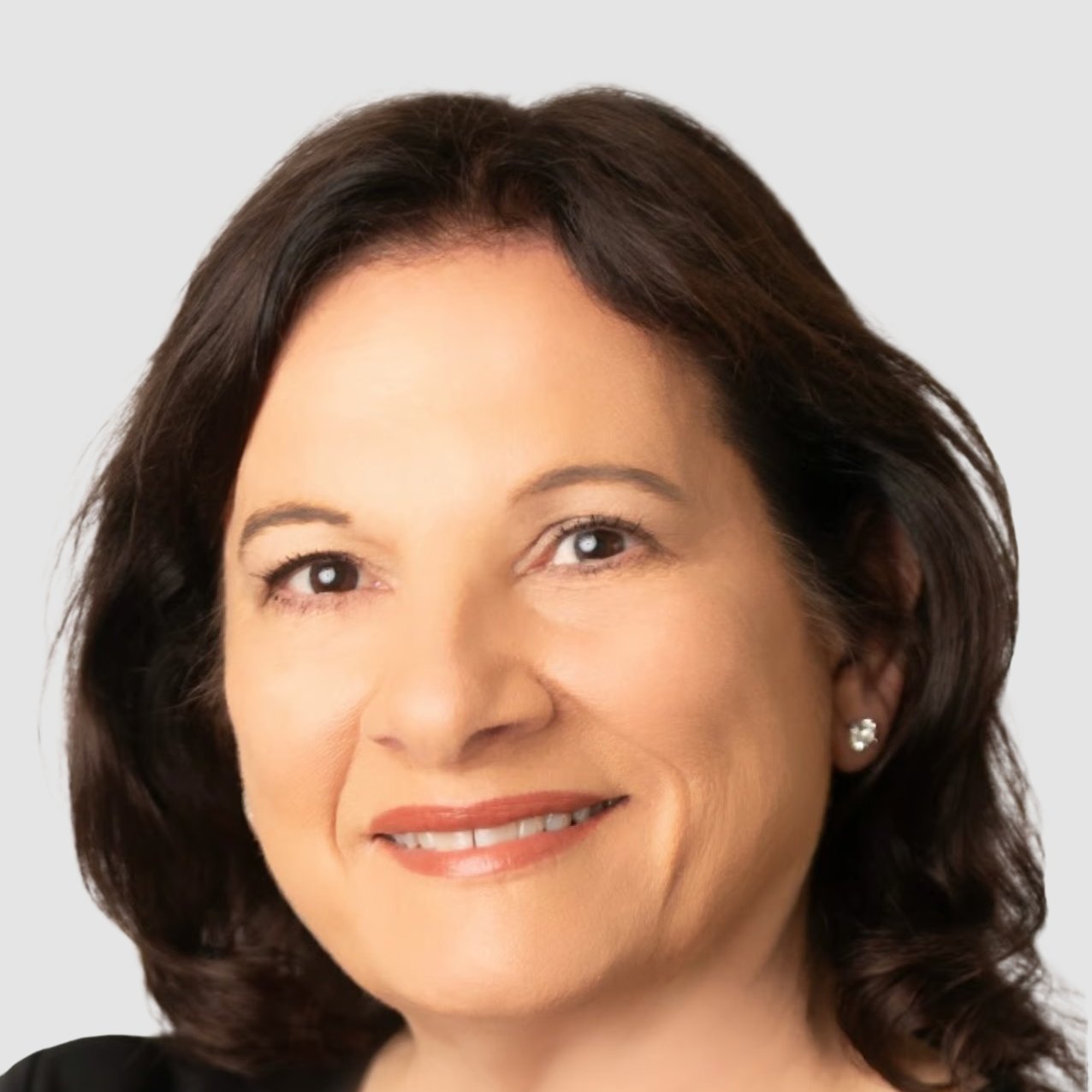 Regina Bueche Houma, LA Estate Agent Headshot