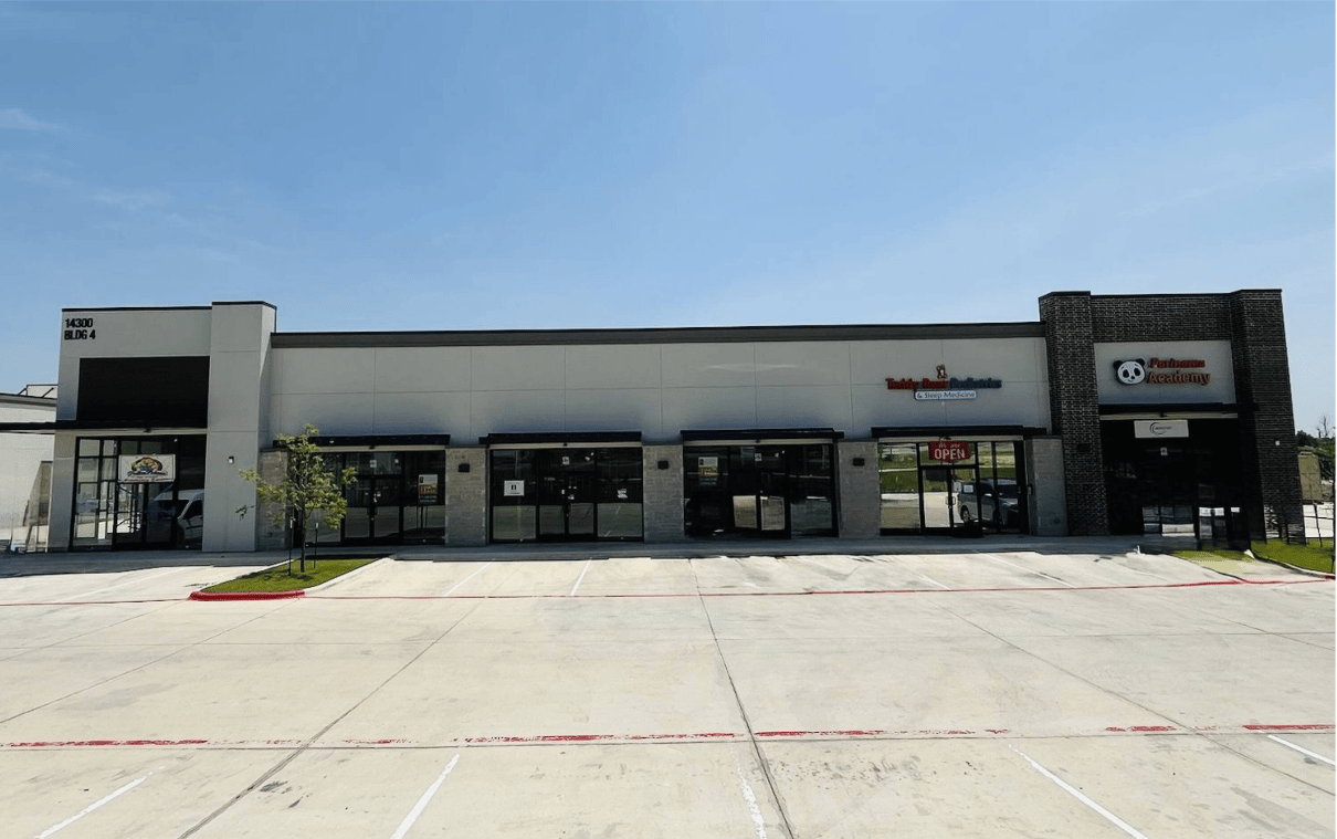 Centro Plaza Unit # 403