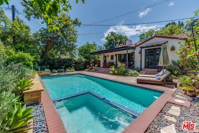 1738 N Ogden Dr