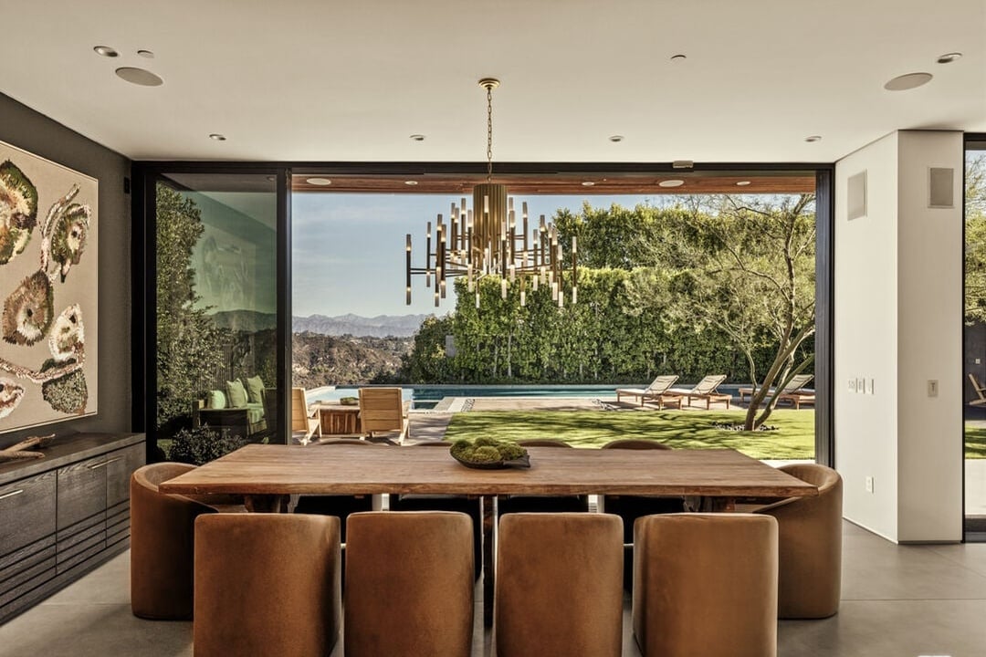 Aria Vista, Stradella Rd, 90077