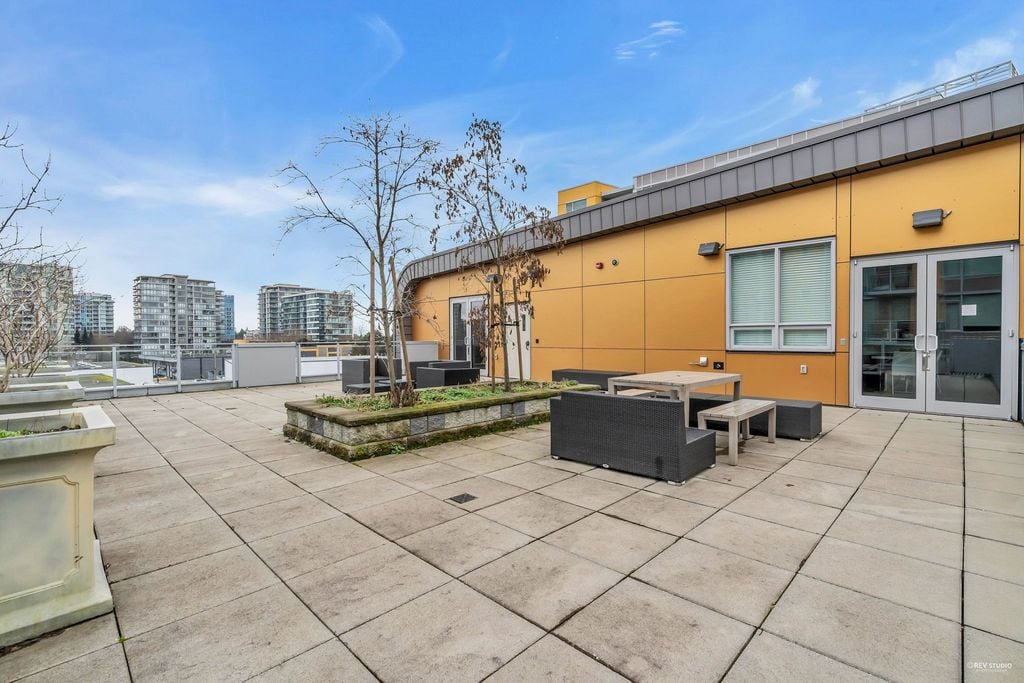 5619 Cedarbridge Wy, #609