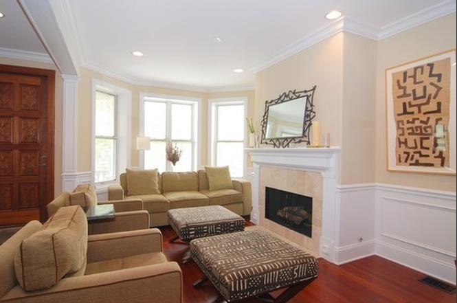 1410 W Belle Plaine Ave