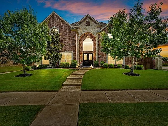 7518 Hidden Cove Ln