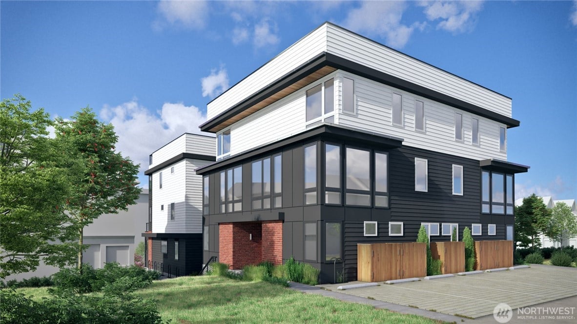 2364 Franklin Avenue E #B