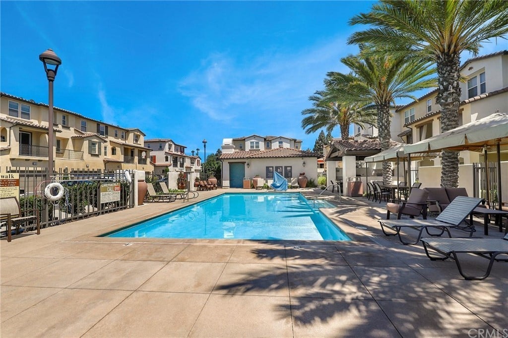 10071 Solana Dr