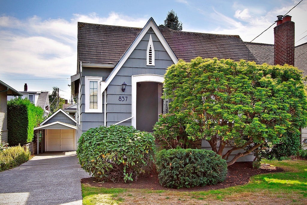 837 NE 56th Street