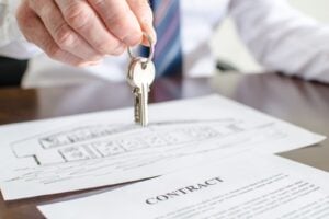 Knowing When to Hire a Real Estate Attorney: A Guide for Home Buyers and Sellers
