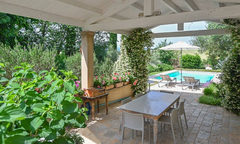 Stunning Countryside Home with Pool in Le Marche