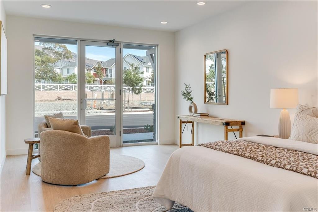 1198 Tiburon Way