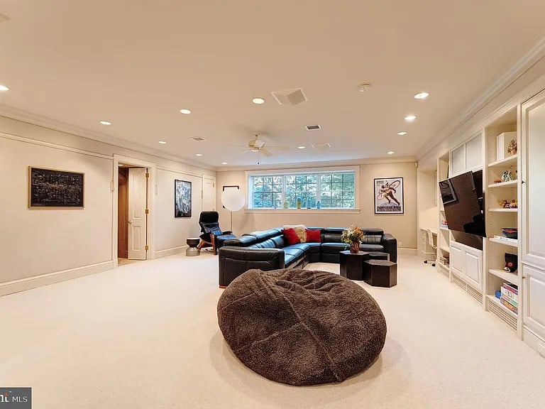 13223 Loyalty Rd
