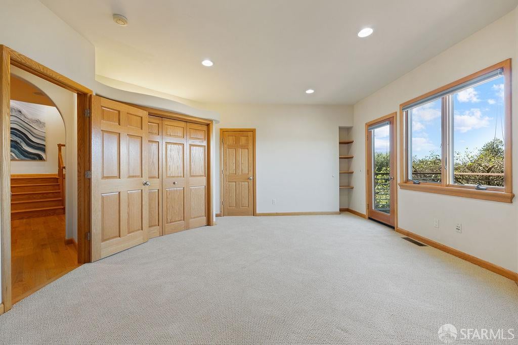 8727 Skyline Boulevard