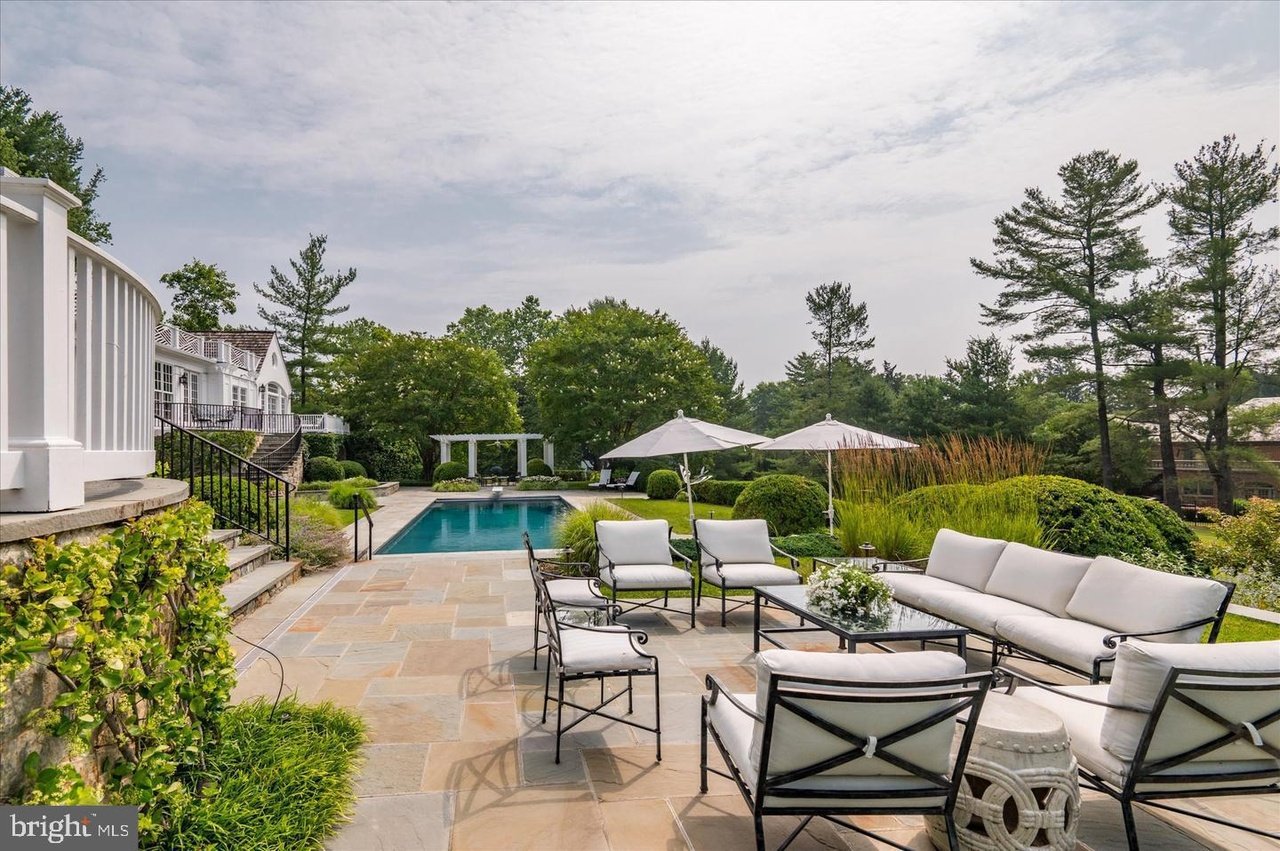 11100 Bellavista Dr