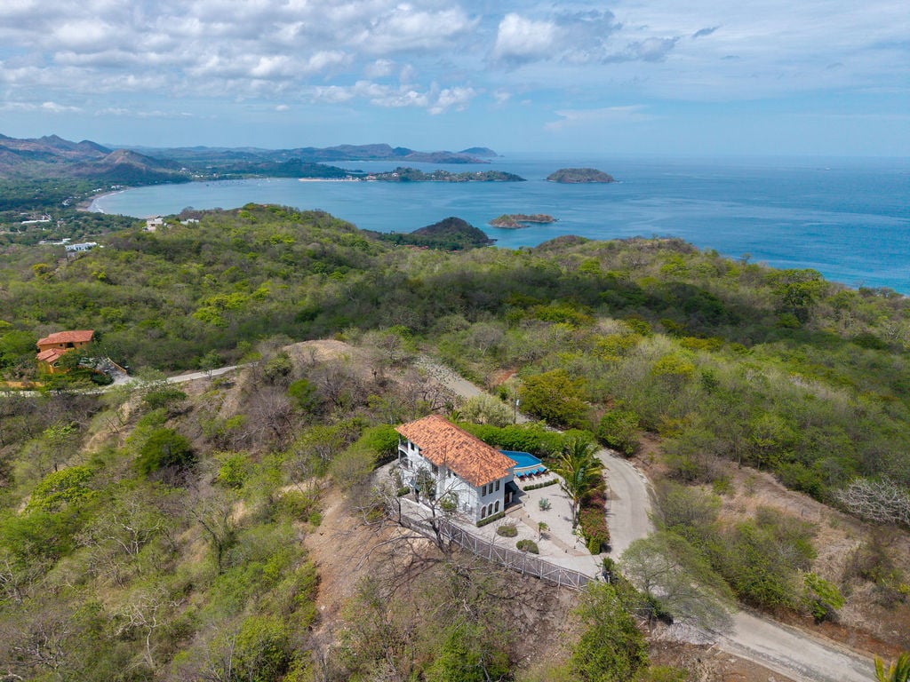 Casa de Estrellas | Elegant 4BR Ocean View Home in Pacific Heights, Potrero