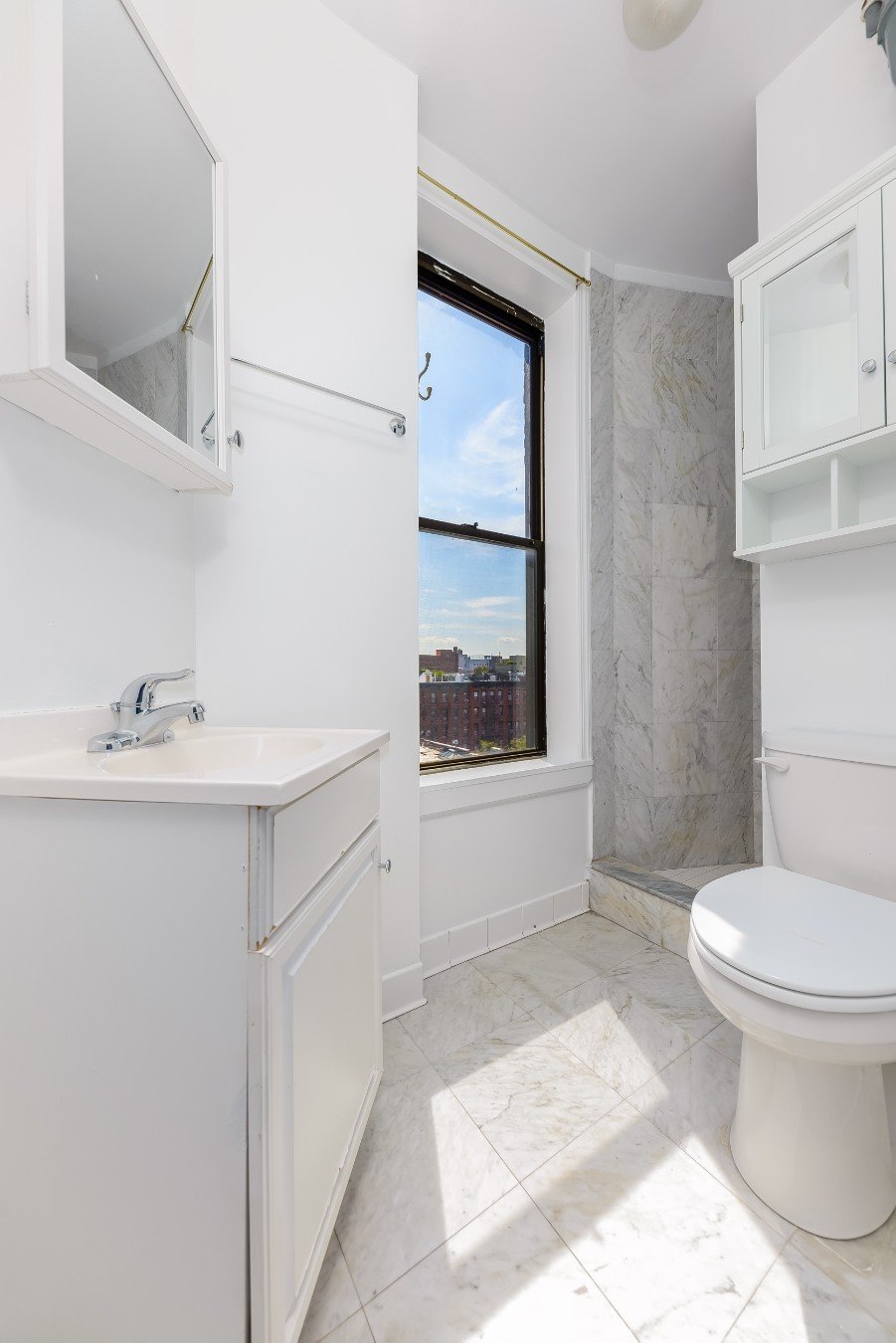 345 East 12th Street Unit: 28