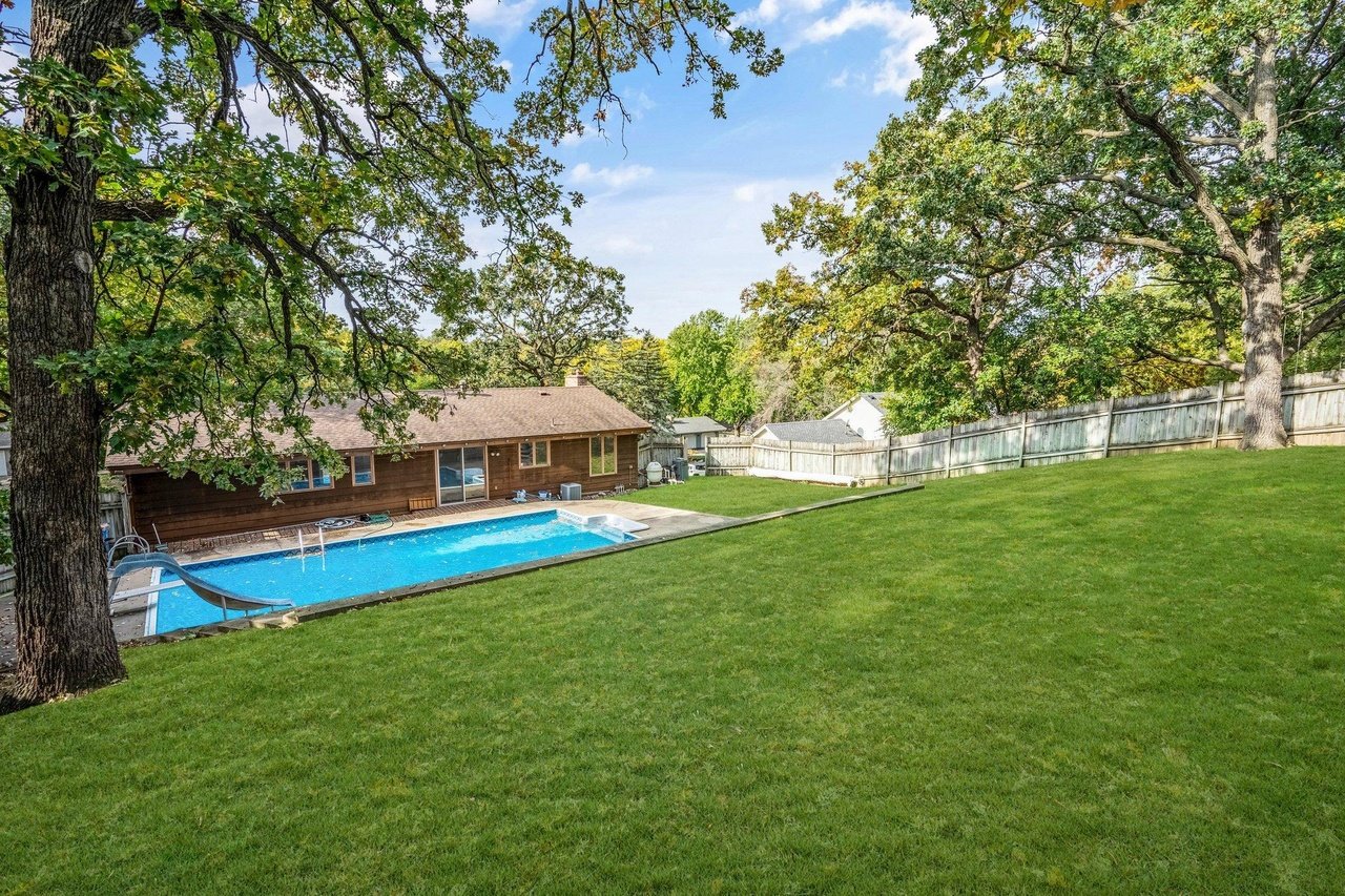 107 Belmont Rd