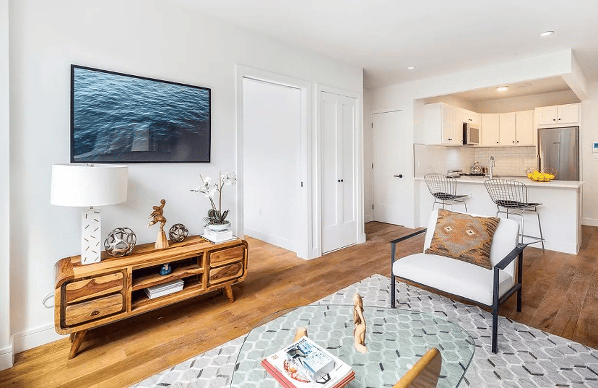 1229 Putnam Avenue #4A