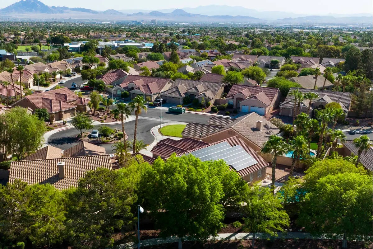Home sellers outnumber buyers by 86% in Las Vegas, report says
