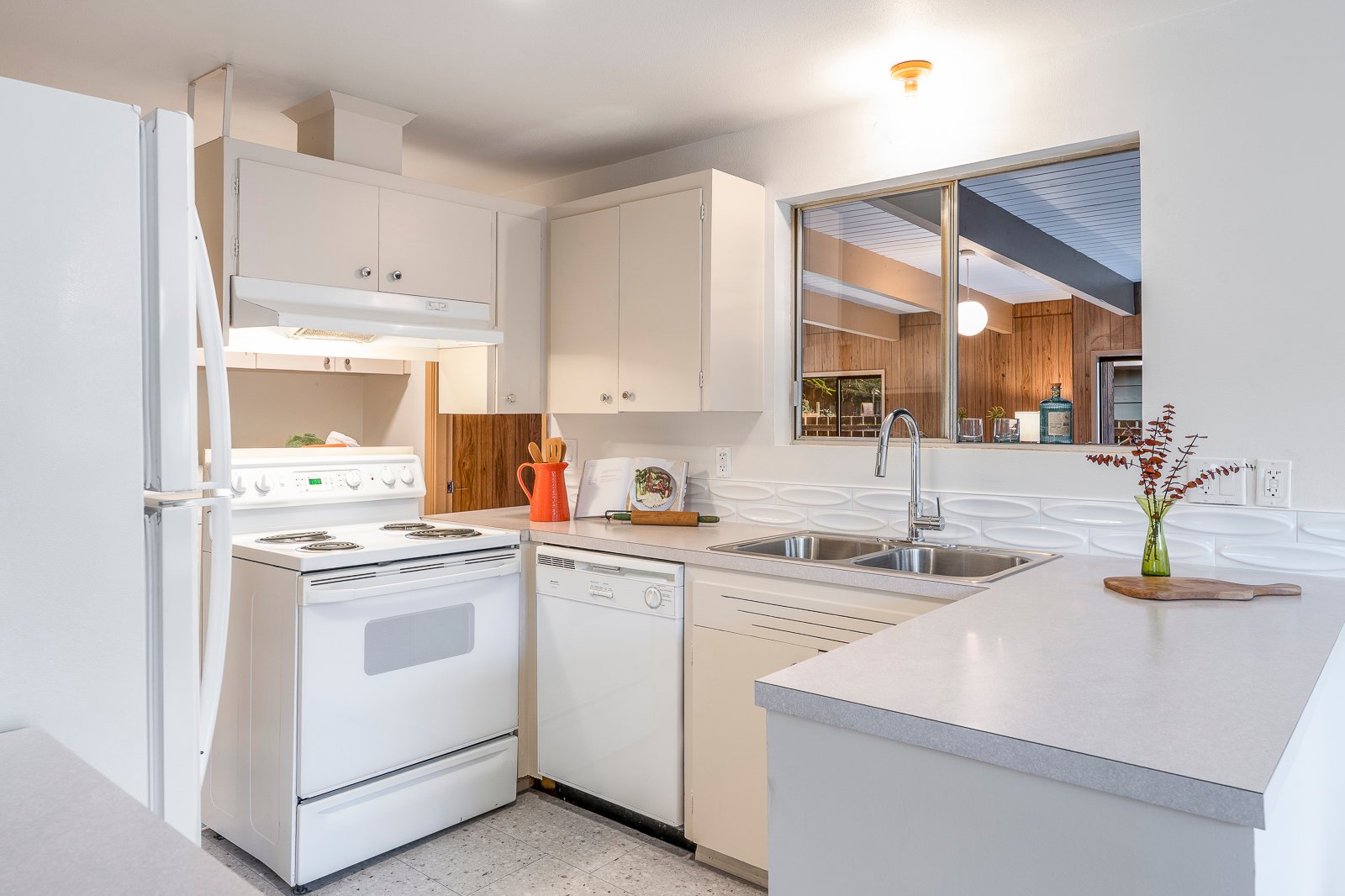 Mid-Century Gem in Mountlake Terrace 