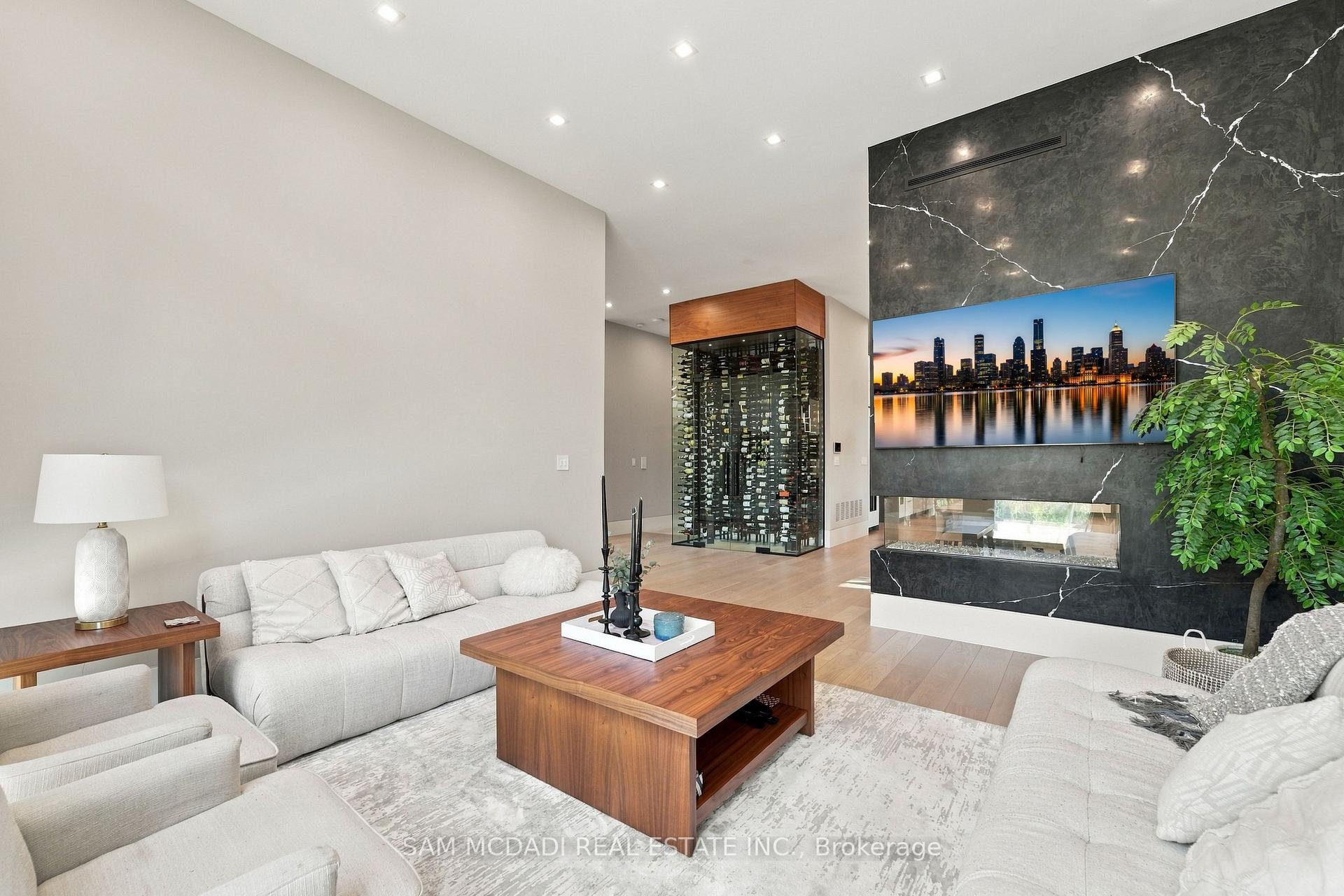 112 Elton Park Road