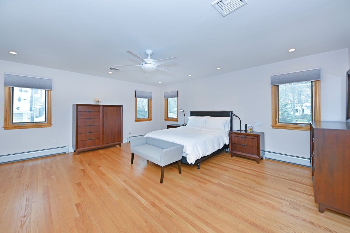 23 Spruce Pl