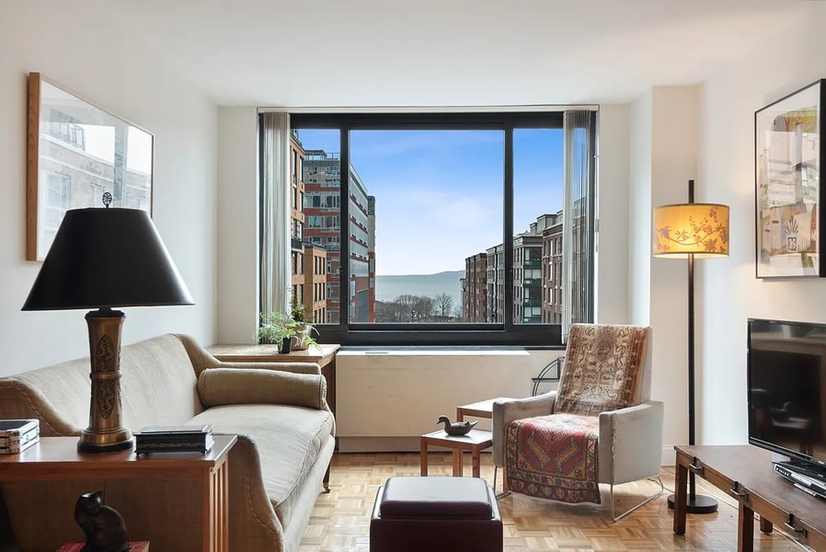 200 Rector Place #8J