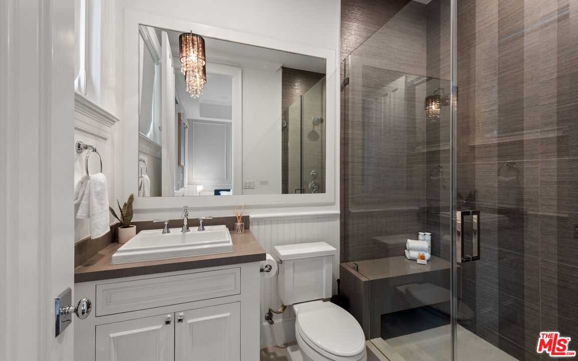 Luminor Heights, Laurel Canyon Blvd, 90046