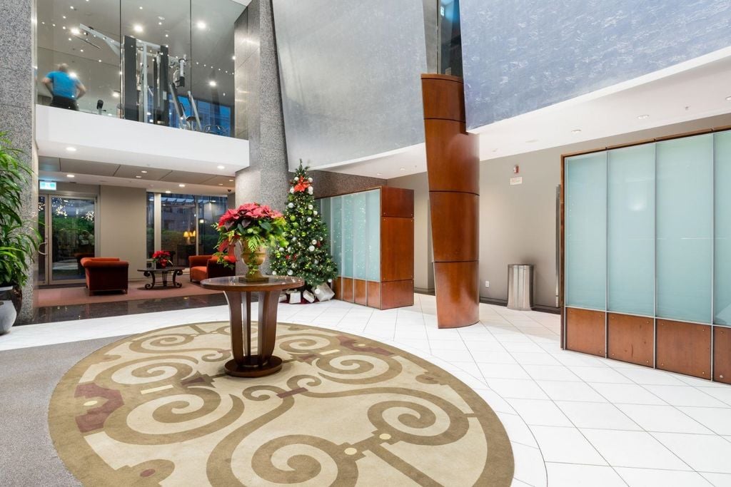 1288 W Georgia St, #1902