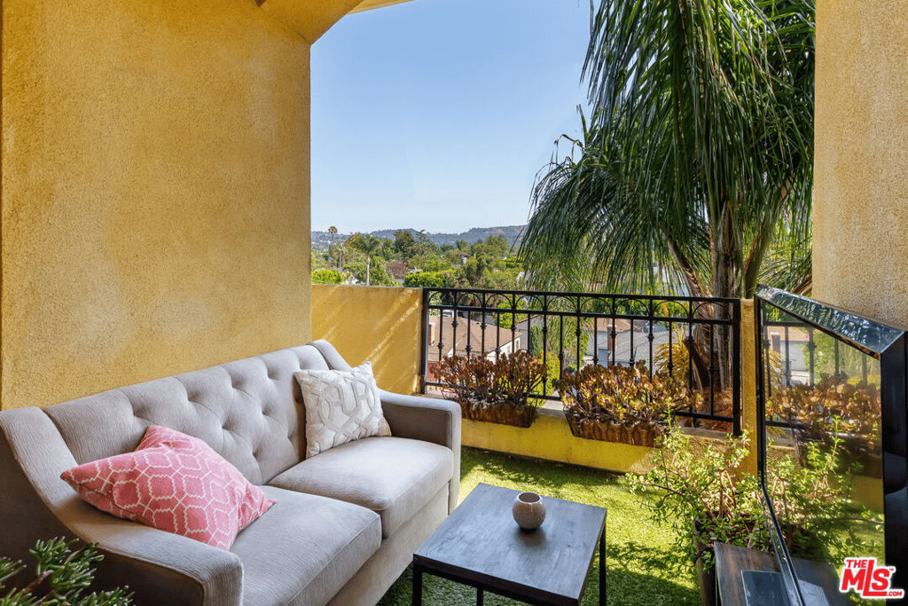 12449 Kling St, #PH1