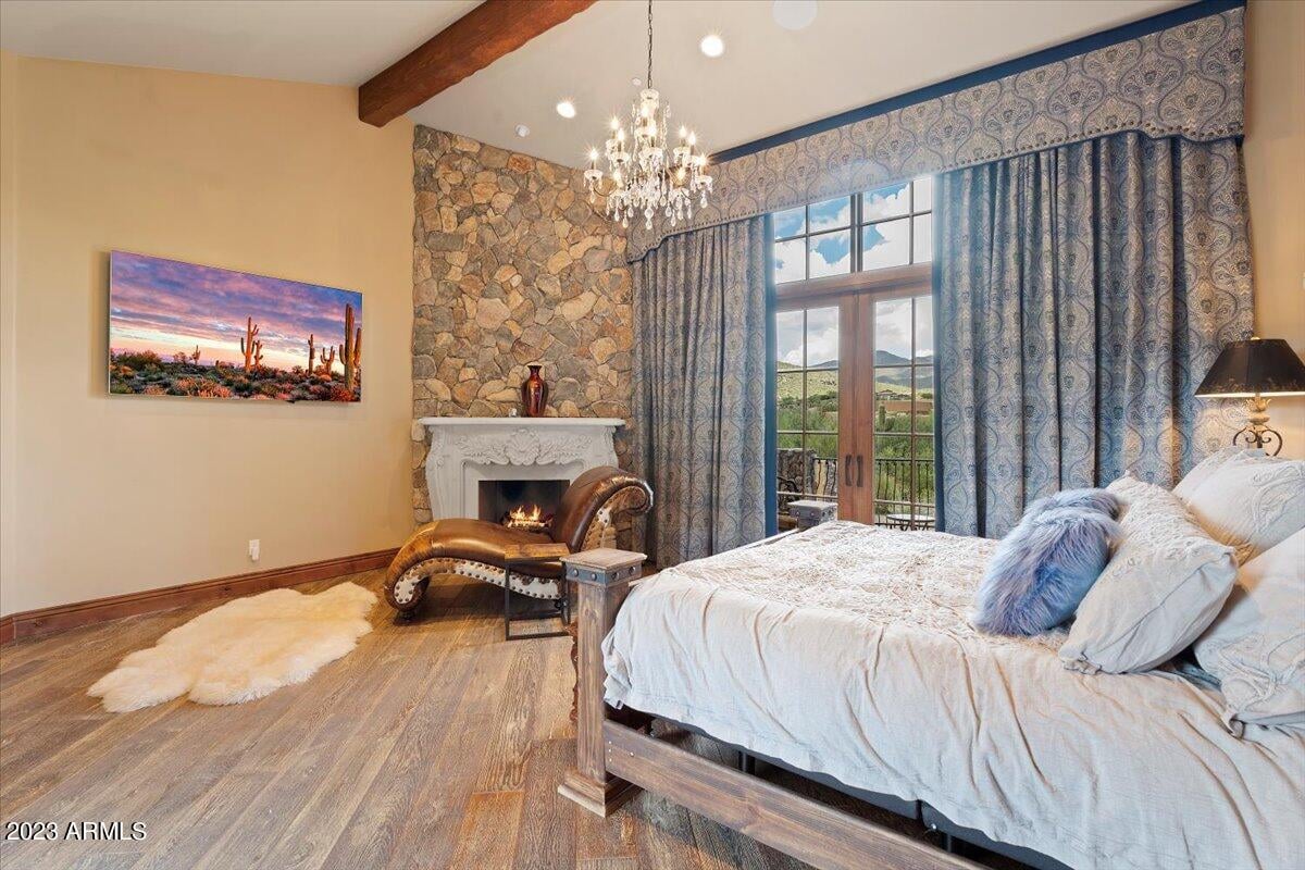 9514 E Madera Dr