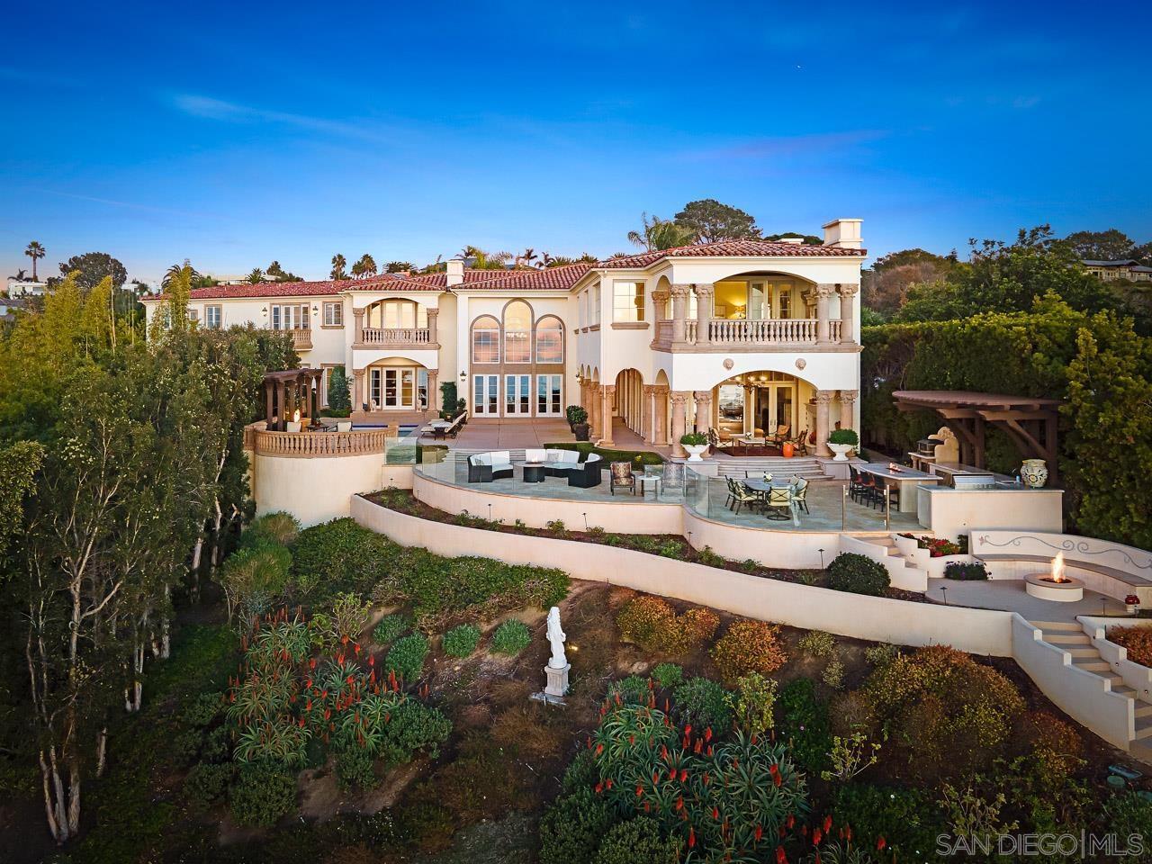 9860 La Jolla Farms Rd