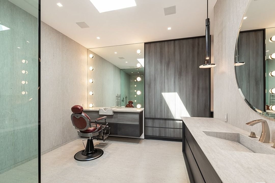 Cascade Golden, N Beverly Dr, 90210