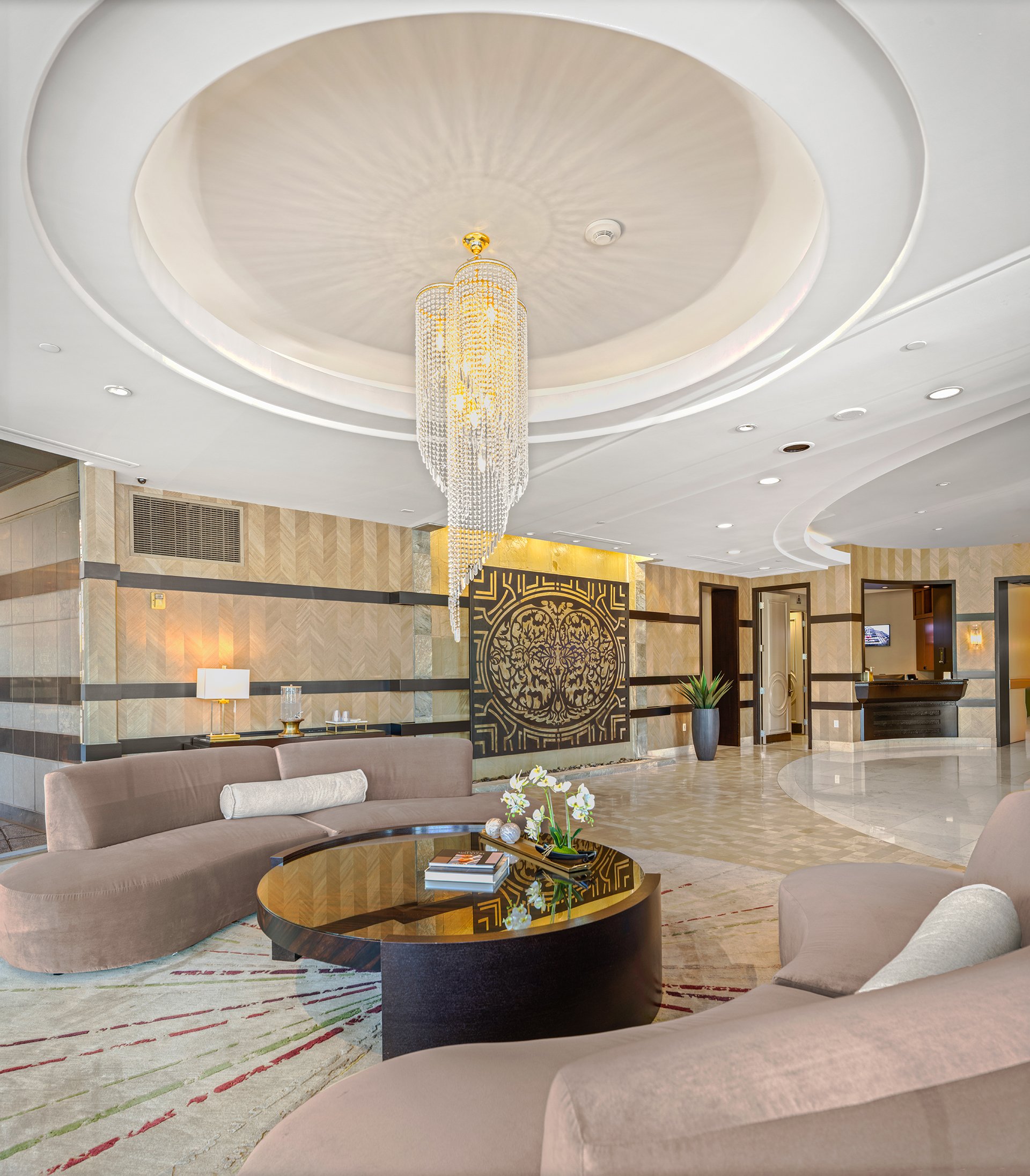 2402 E ESPLANADE Lane 604