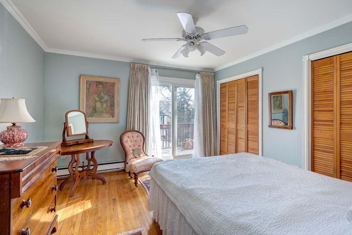 14 Cedar Ave