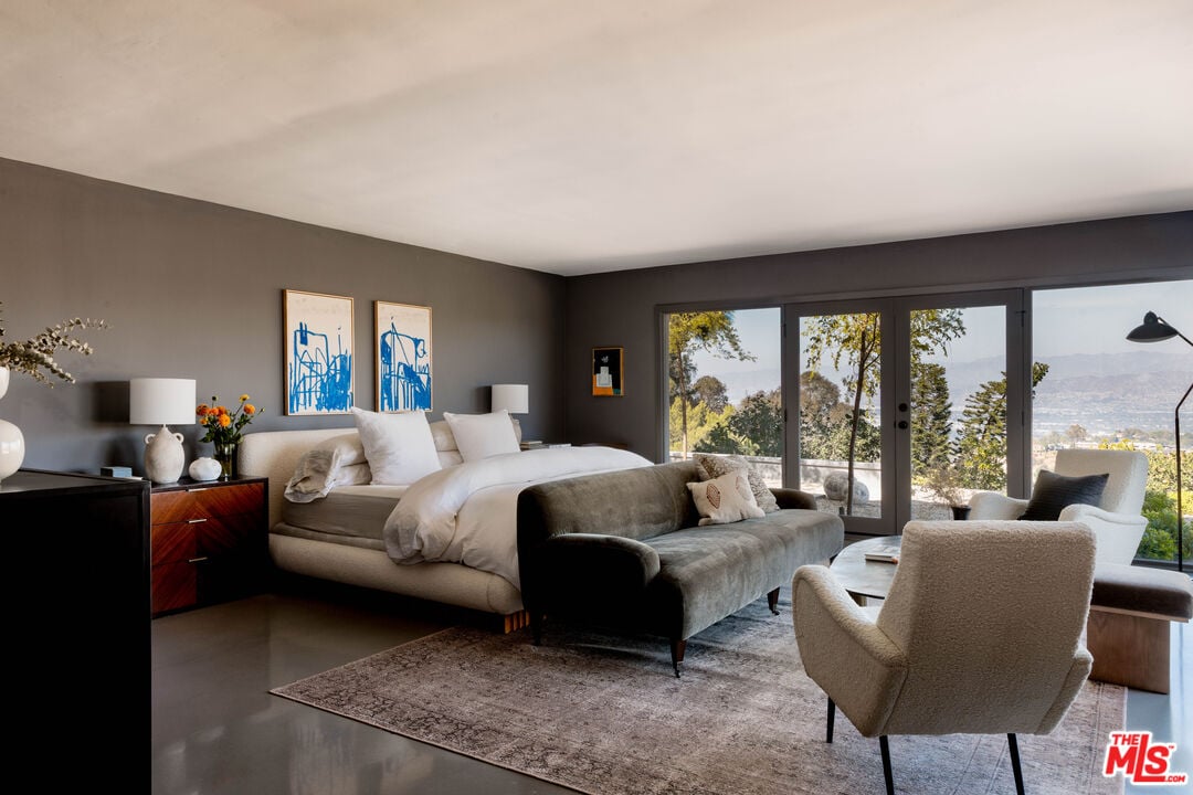 Crownfall Reserve, Edwin Dr, 90046