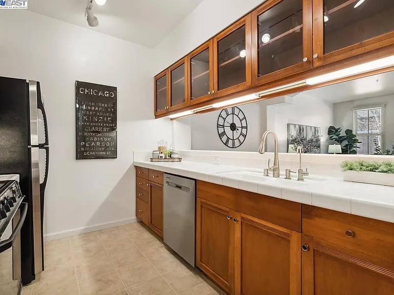 30 E Julian St #113