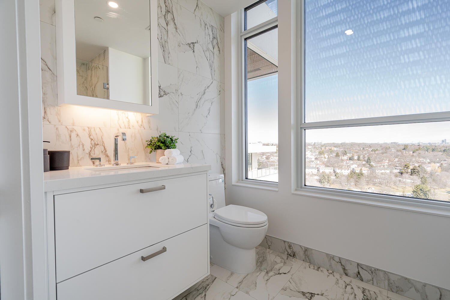 SOLD: Luxury Corner Penthouse 