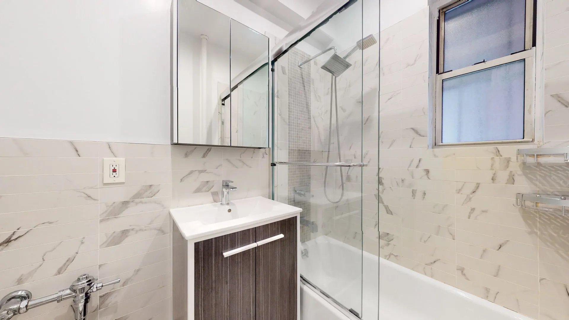 770 Ocean Pkwy Unit 2B