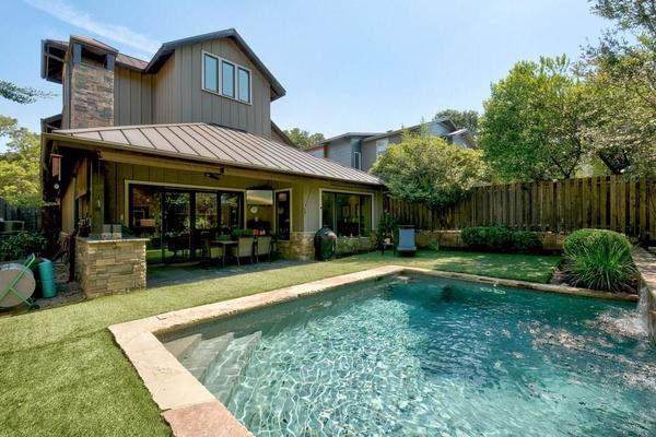 3303 Bonnie RD