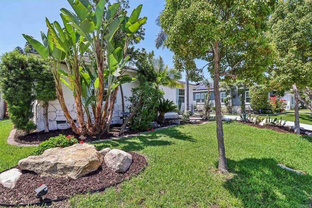 4985 Lucille Dr